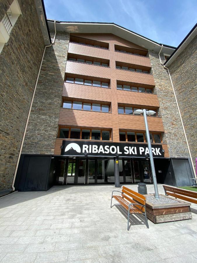 Ferienwohnung P&C Ribasol Arinsal Exterior foto
